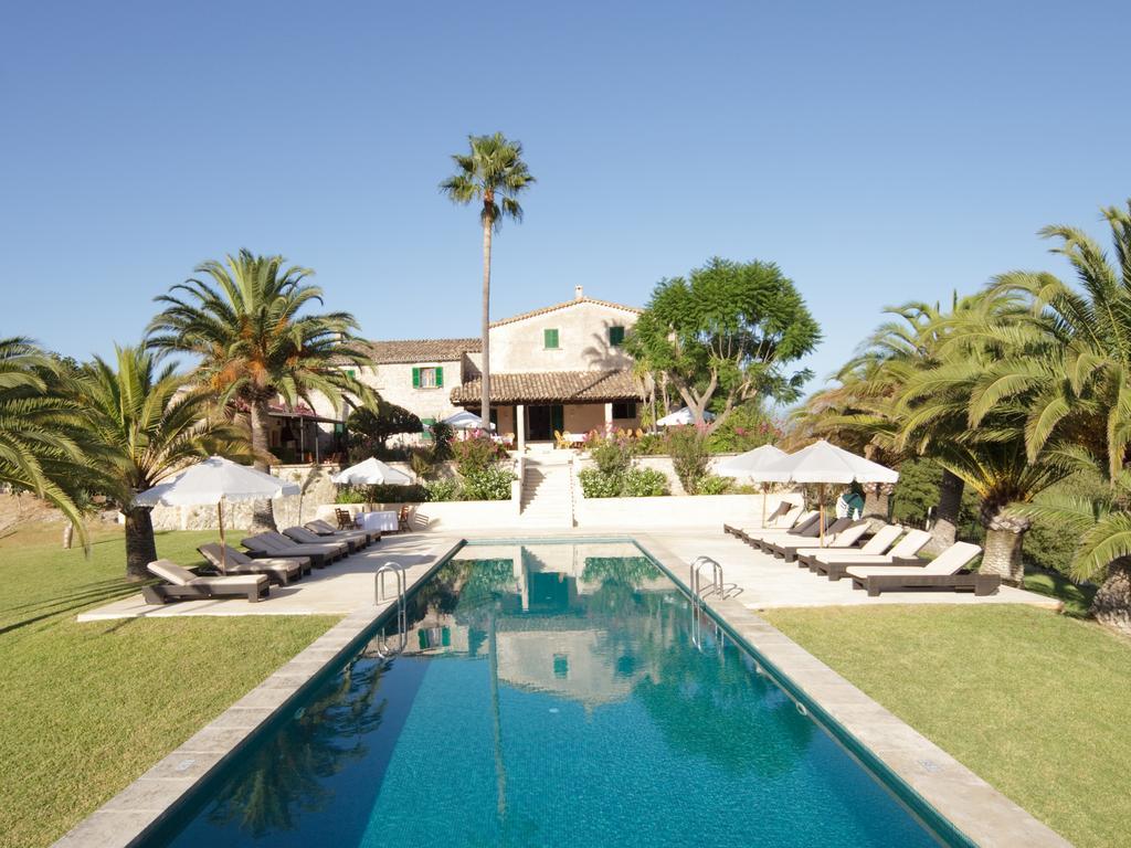 Monnaber Vell Hotel Campanet Exterior photo